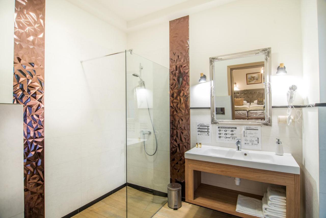 Hotel Dwa Ksiezyce 카지미에르즈 돌니 외부 사진