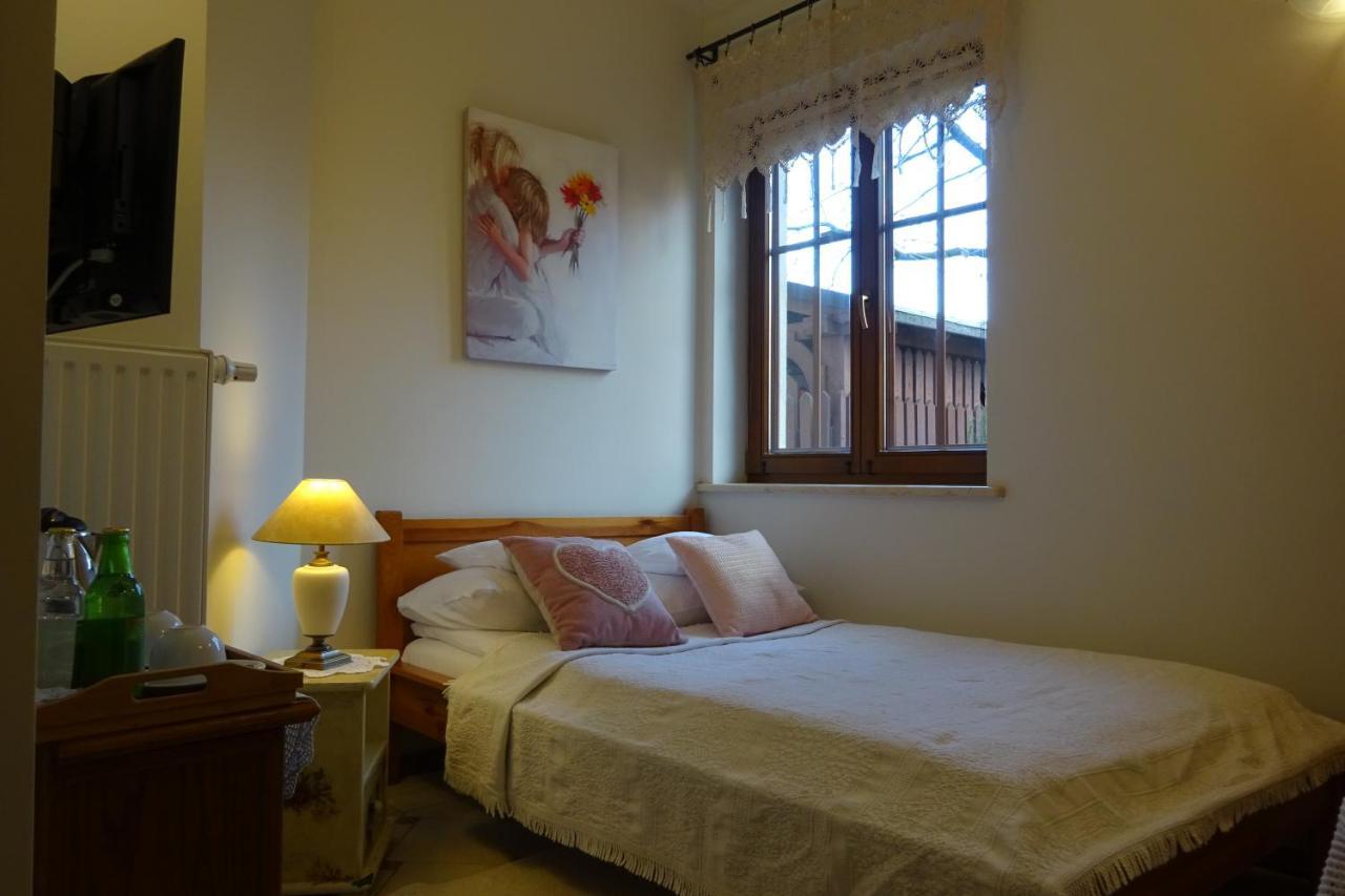 Hotel Dwa Ksiezyce 카지미에르즈 돌니 외부 사진