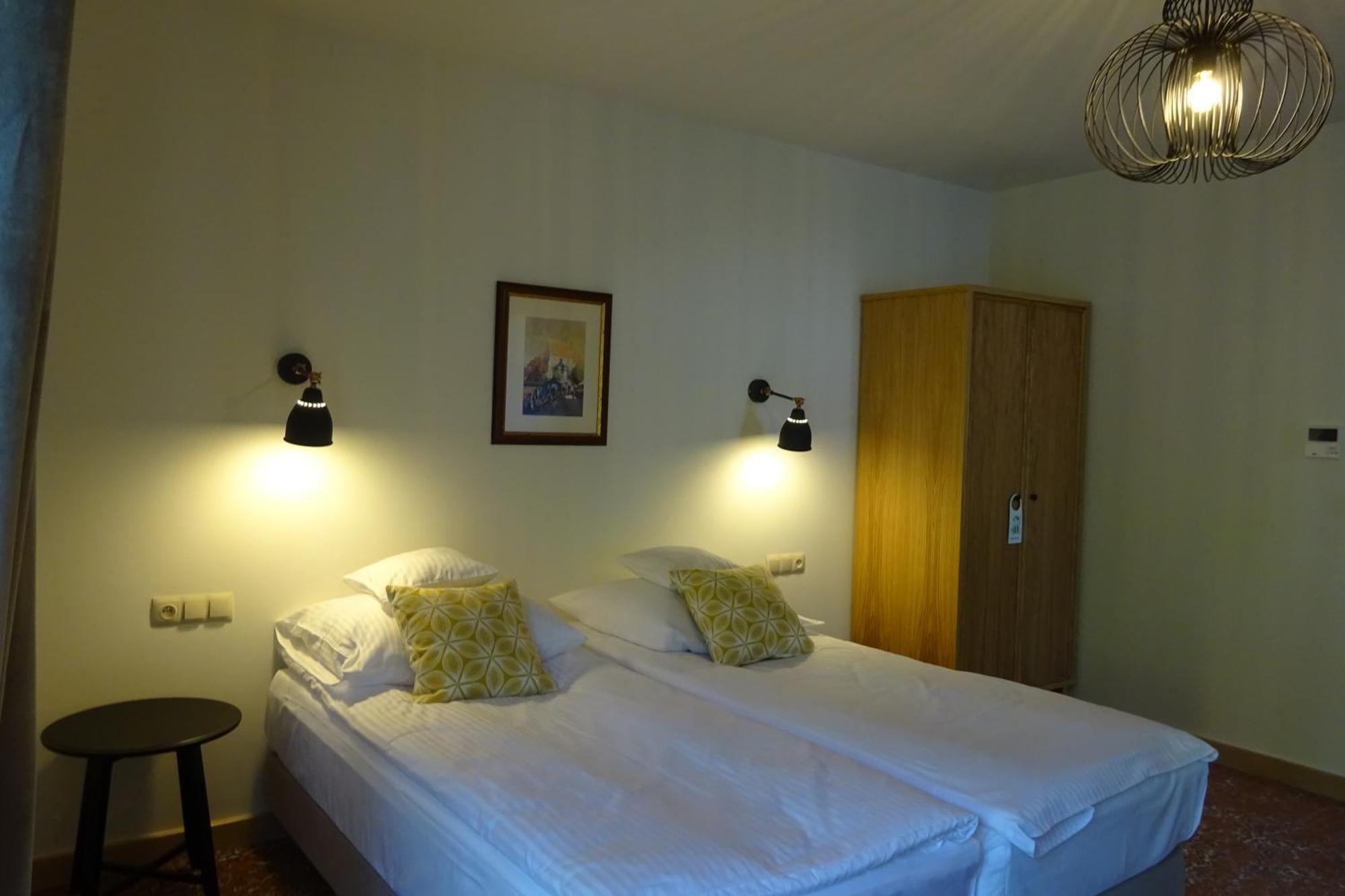 Hotel Dwa Ksiezyce 카지미에르즈 돌니 객실 사진